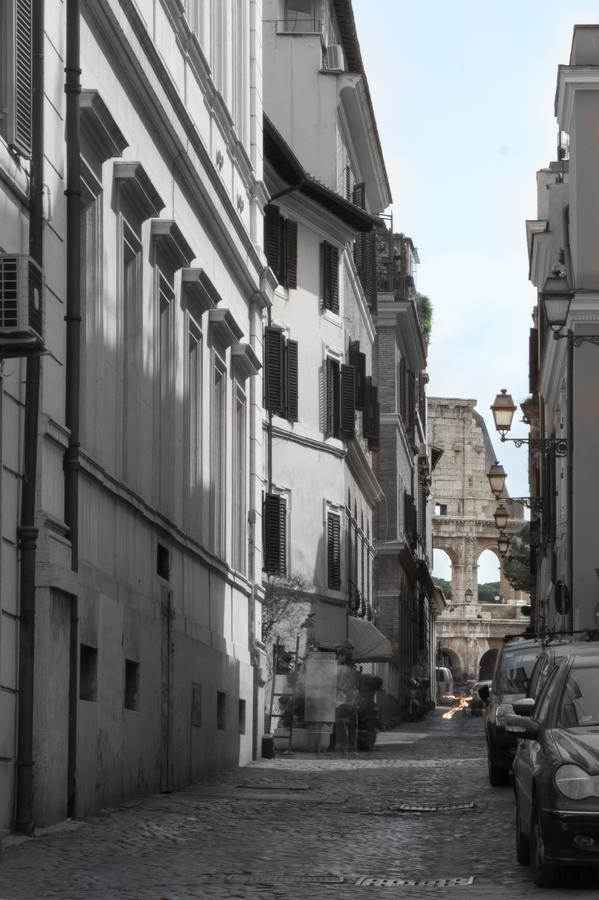 Отель Relais Fori Imperiali Рим Экстерьер фото