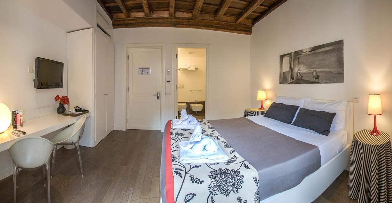 Отель Relais Fori Imperiali Рим Экстерьер фото